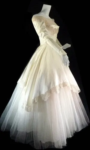 1950's William Cahill Beverly Hills Vintage Wedding Dress