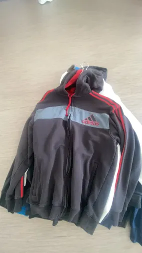 9 pcs  HOODIES BRANDED MIX
