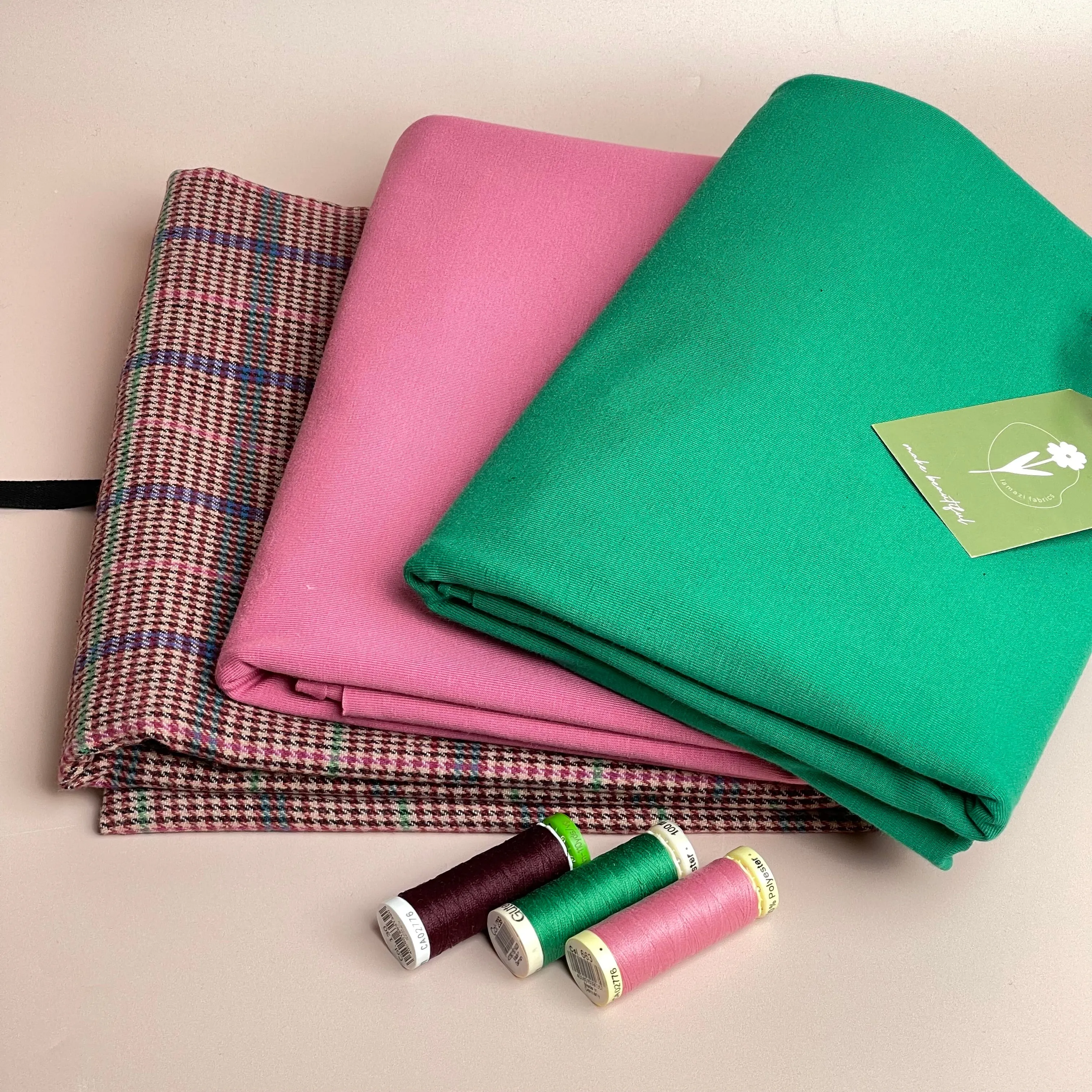 Limited Edition - Luxury Pyjama Kit with Checked Cotton Mix and Cotton Jersey
