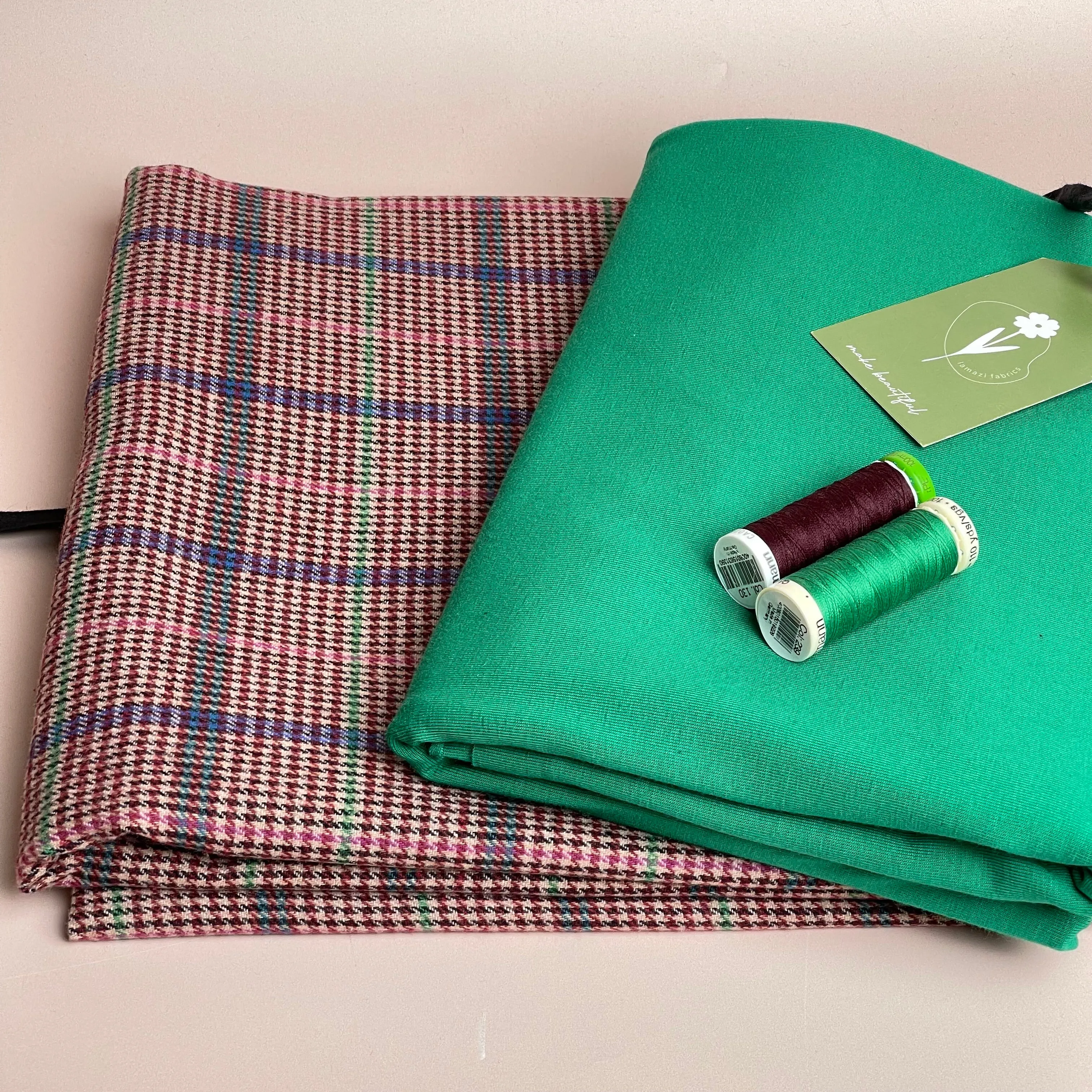 Limited Edition - Luxury Pyjama Kit with Checked Cotton Mix and Cotton Jersey