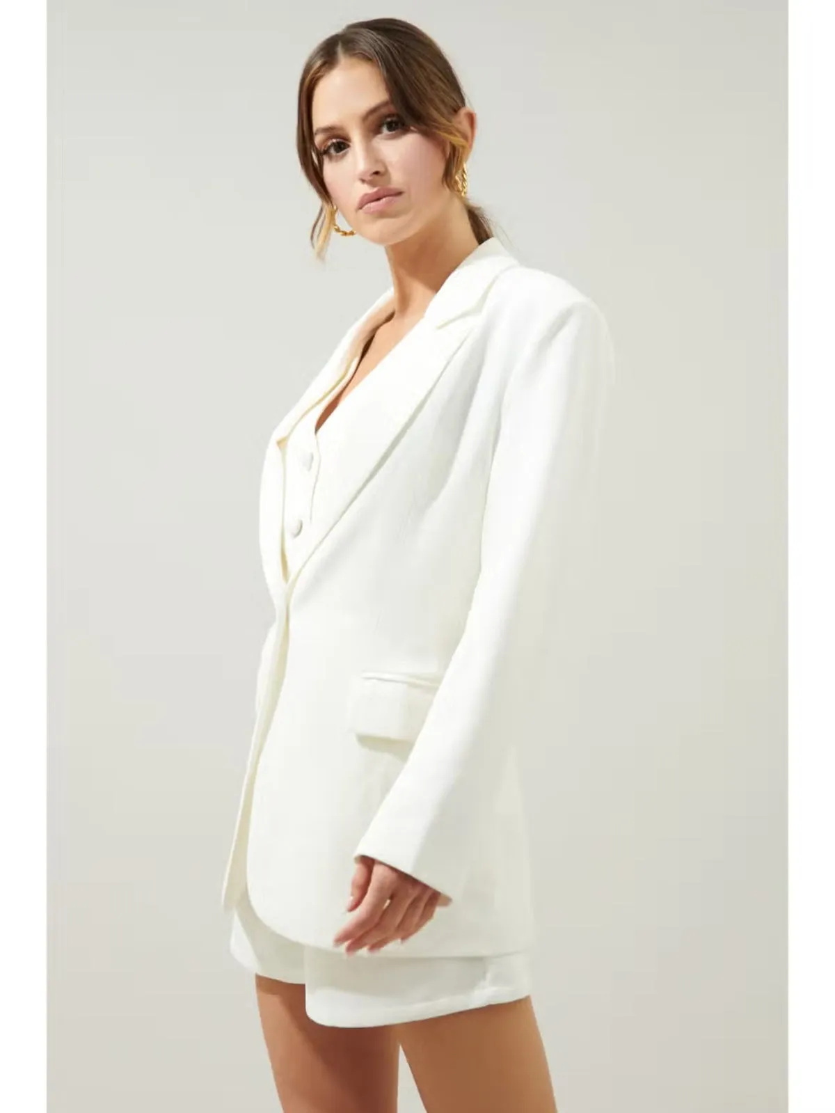 Rica Suave Fitted Notch Lapel Blazer