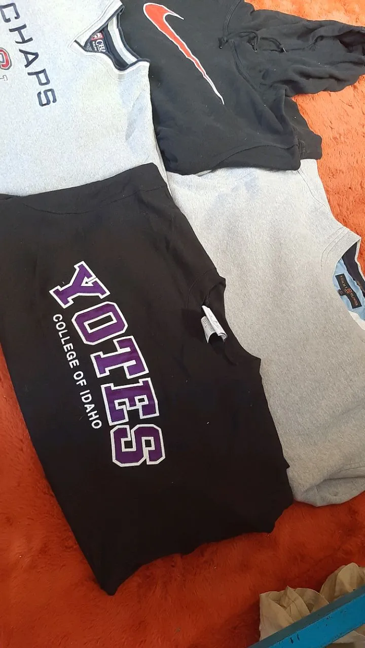 VINTAGE MEN BRANDED SWEATSHIRTS/HOODIE TOPS 30- PIECES
